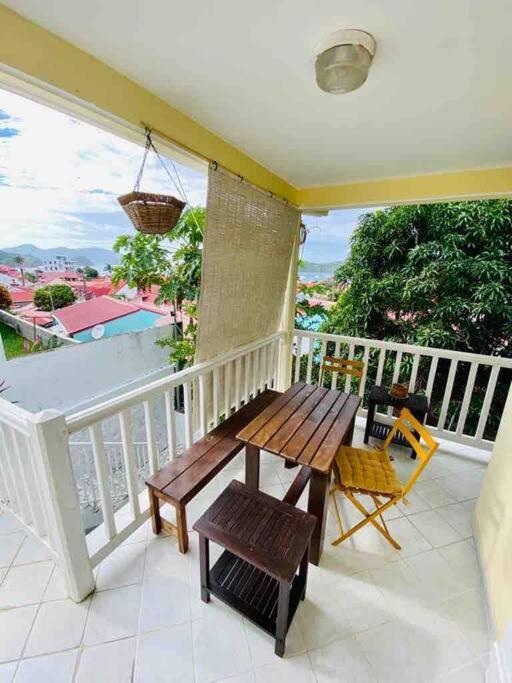 Апартаменти Habitation Nala Proche Bourg Терр-де-О Екстер'єр фото